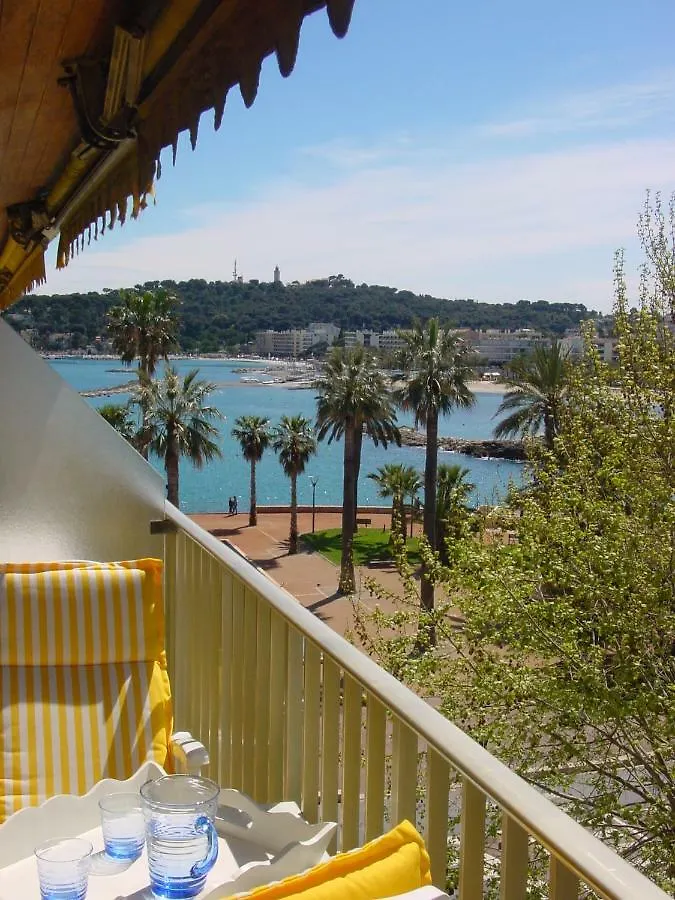 Studio Standing Bord De Mer Et Vue location